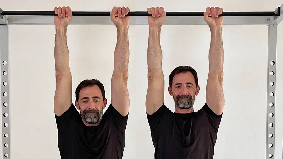 12 Wrist Mobility & Strength Exercises for Pain-Free Hands & Wrists 4 passive and active hanging exercise on a pull-up bar