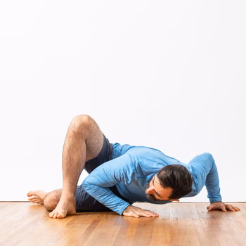 Man exercising on the ground with locomotion crawling